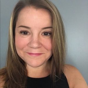 Meet your Posher, Jillian